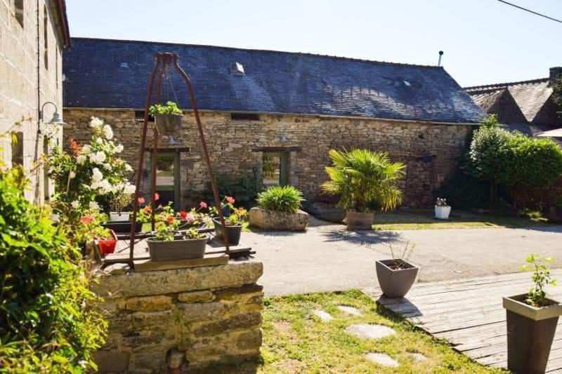 Bed and Breakfast Le Domaine De Kerlys Briec Exterior foto