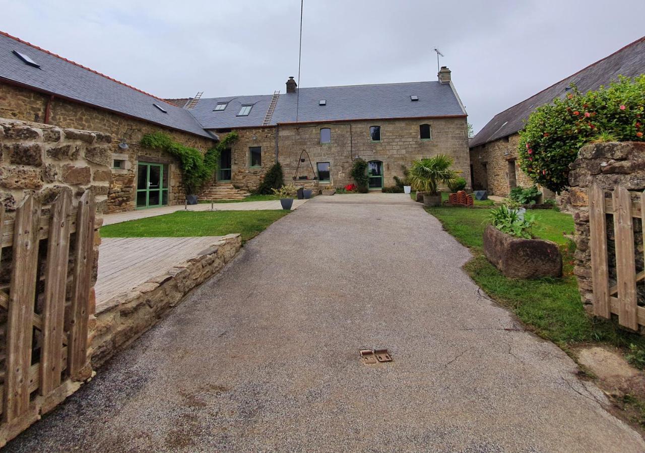 Bed and Breakfast Le Domaine De Kerlys Briec Exterior foto